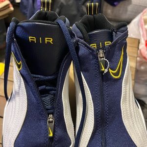 Vintage Nike Air Tight Men’s NIB